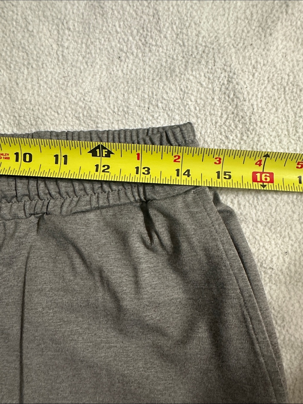 Vuori Men’s Joggers size M Gray - Picture 7 of 12